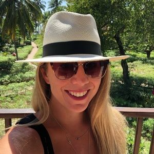 Meet your Posher, Shaina